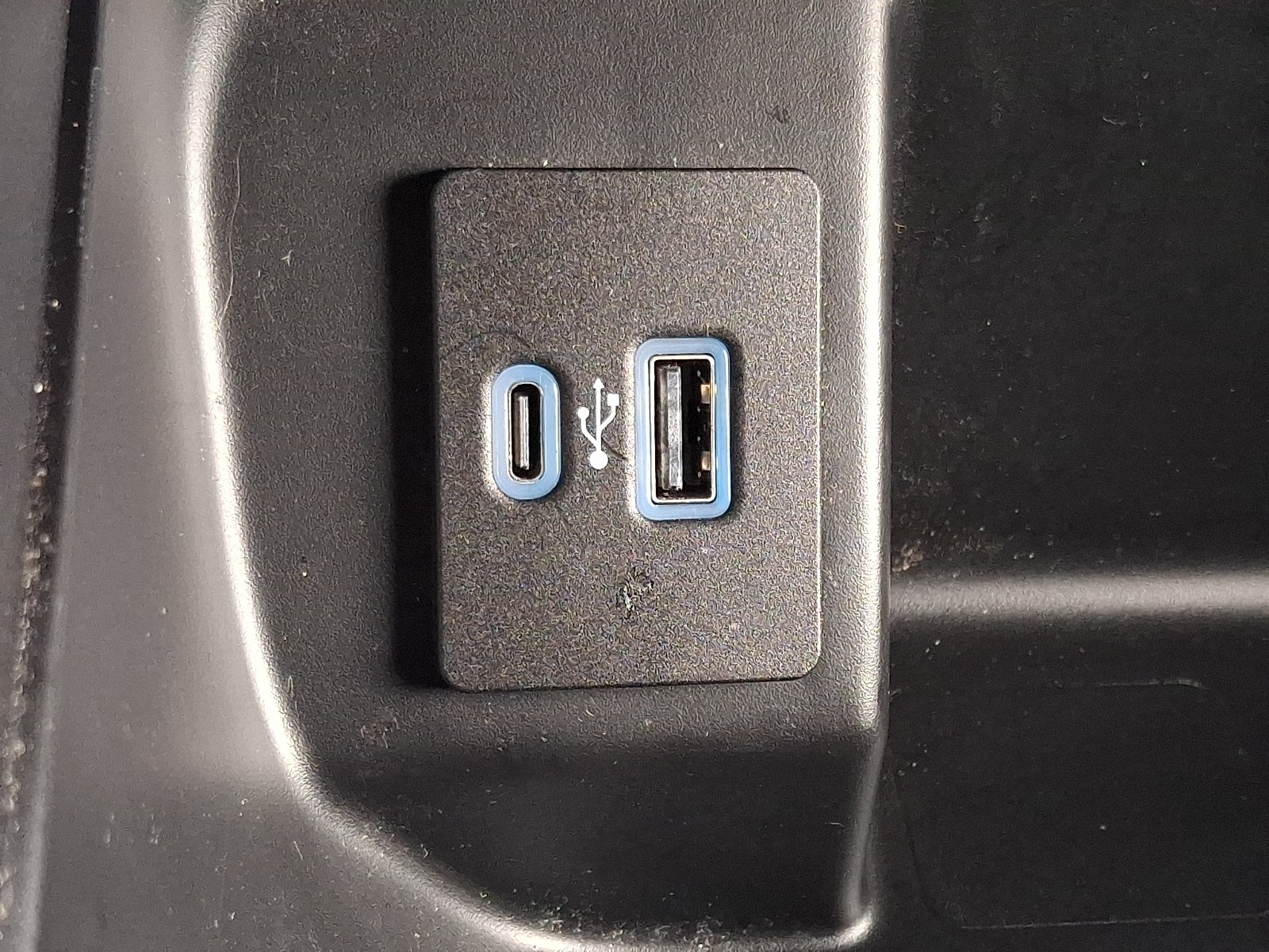 2023 Ford F-150 XLT 5.0 V8