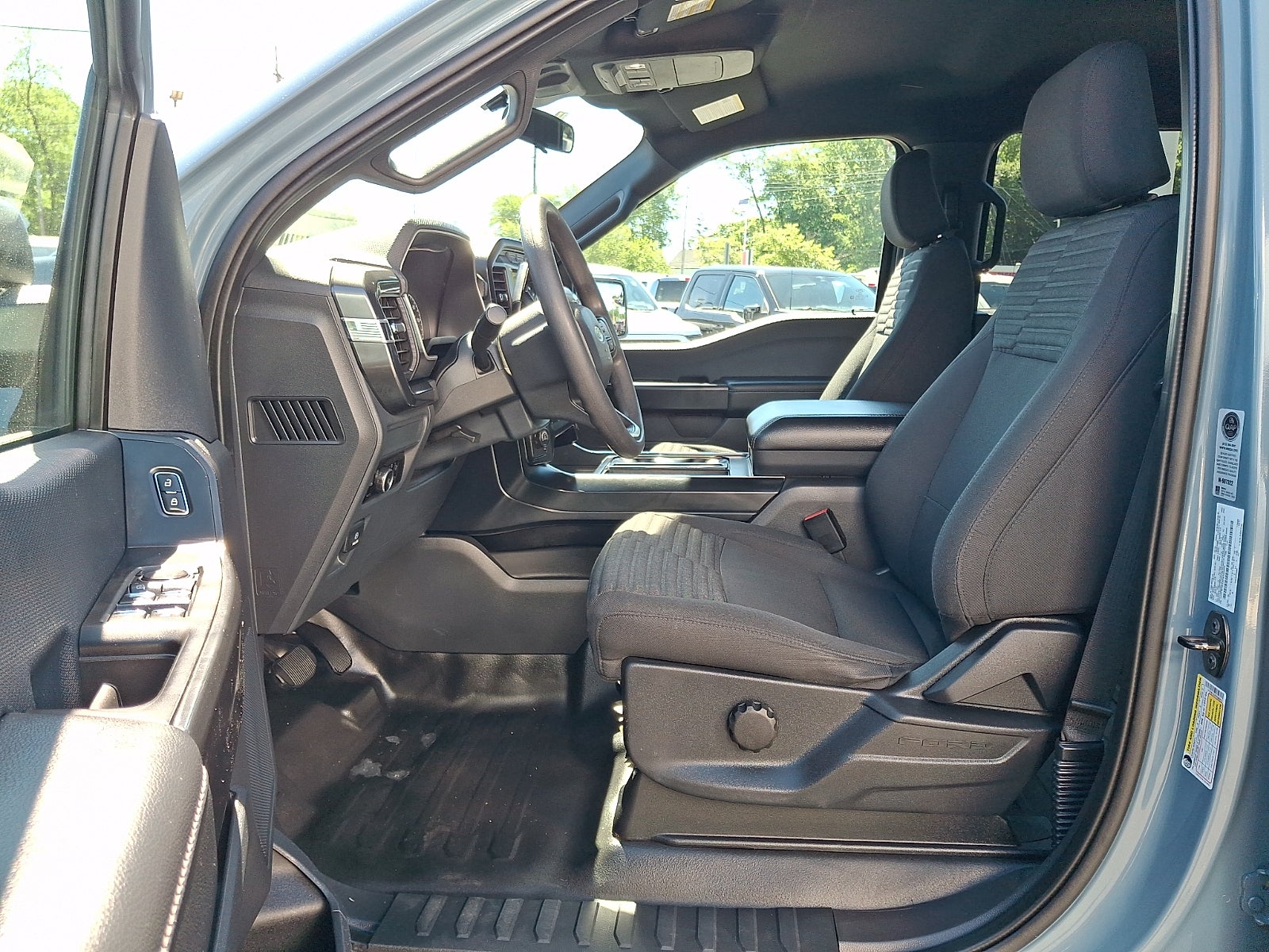 2023 Ford F-150 XL 5.0 V8
