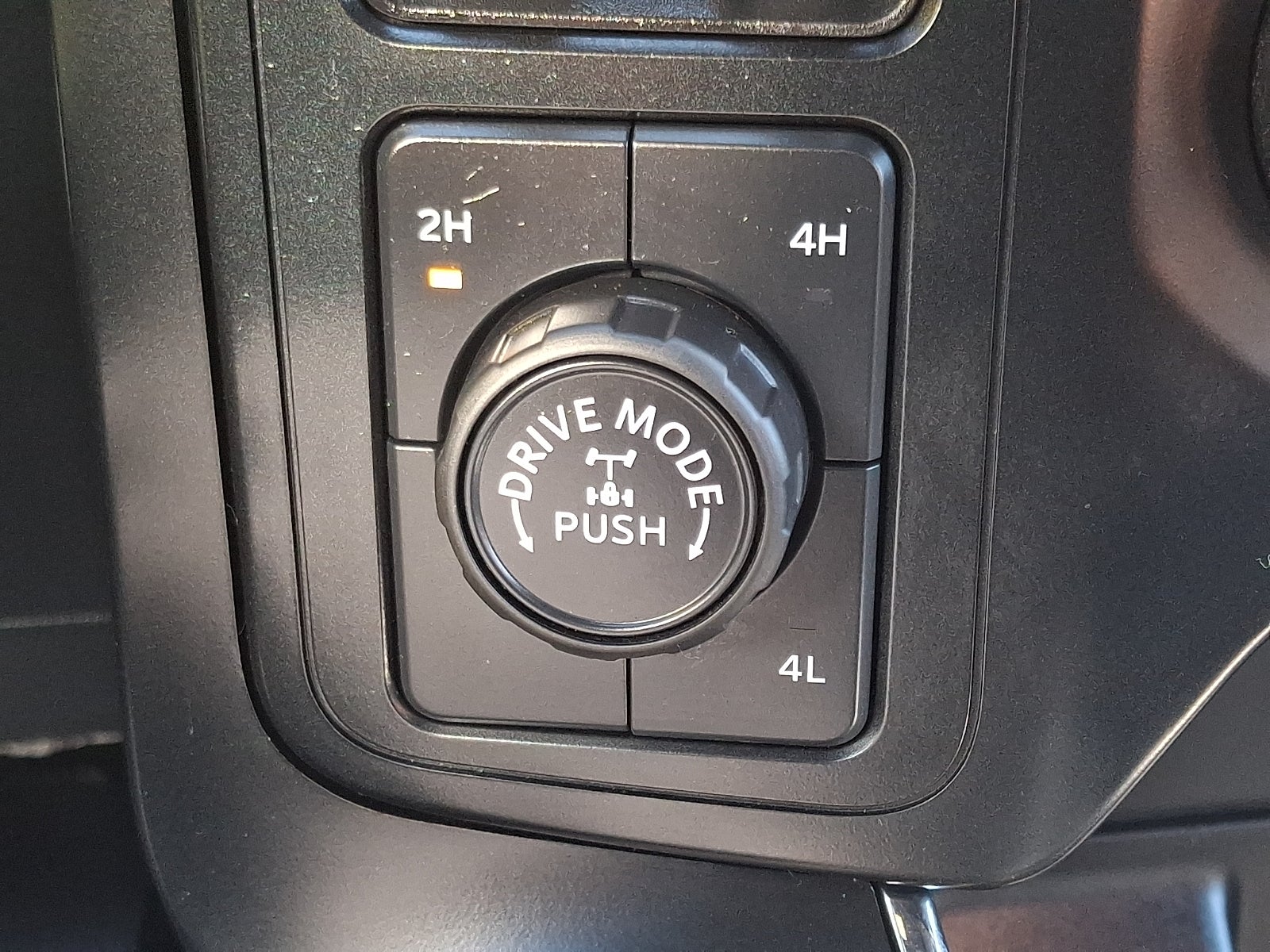 2023 Ford F-150 XL 5.0 V8