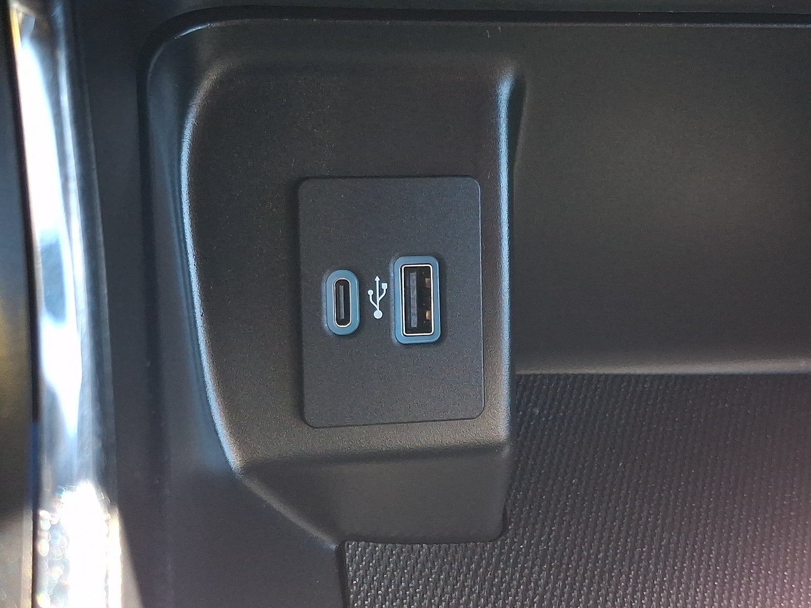 2023 Ford F-150 XL 5.0 V8