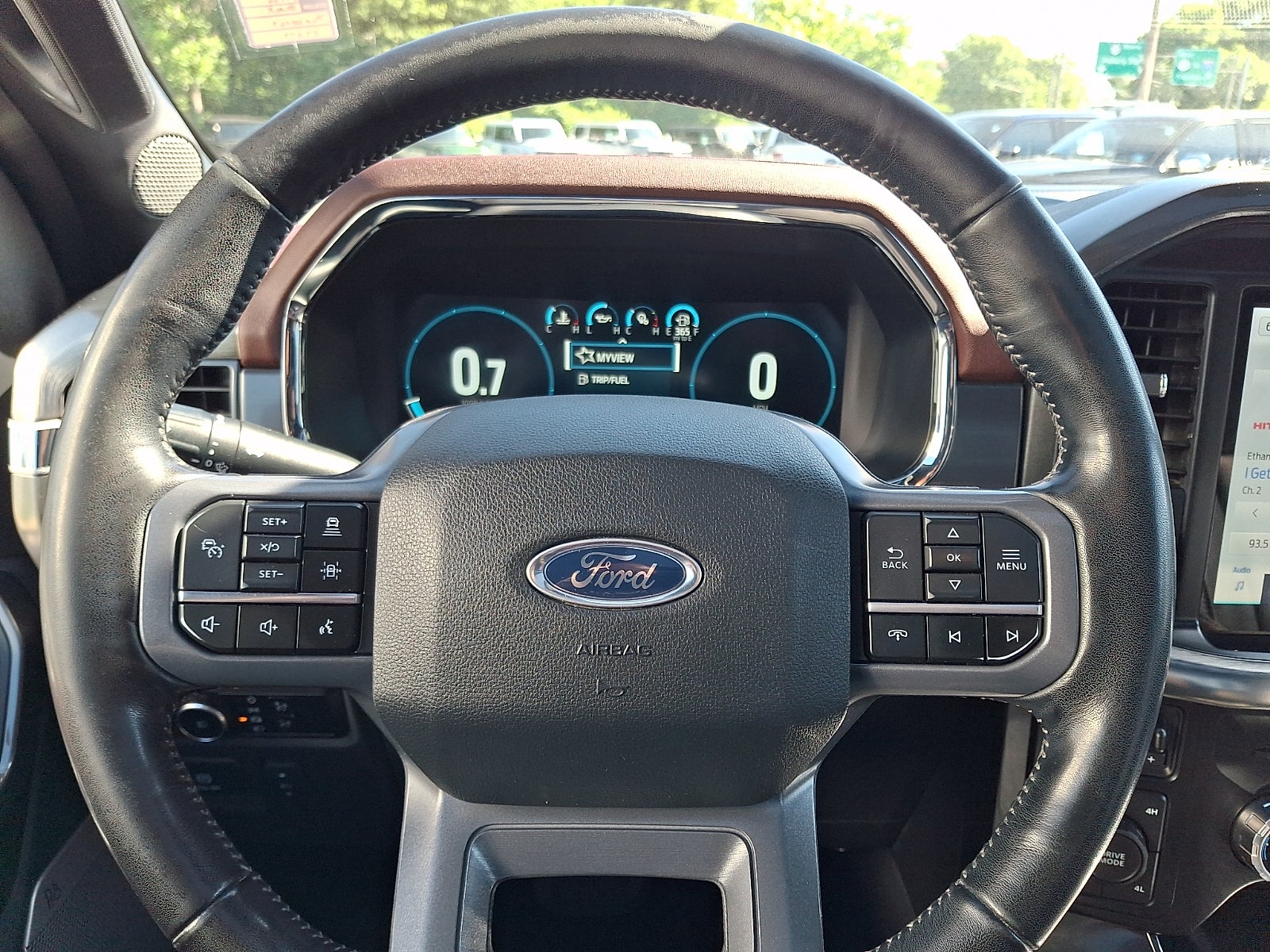 2023 Ford F-150 LARIAT