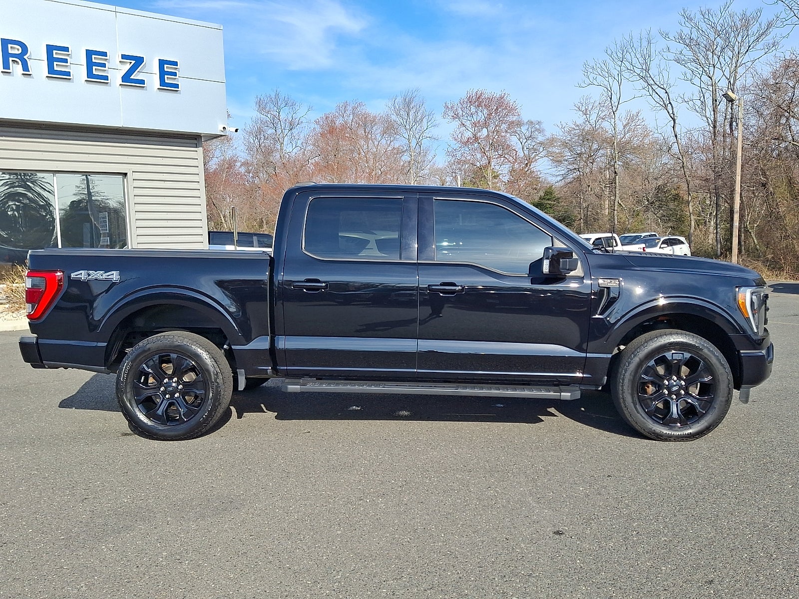 2023 Ford F-150 LARIAT