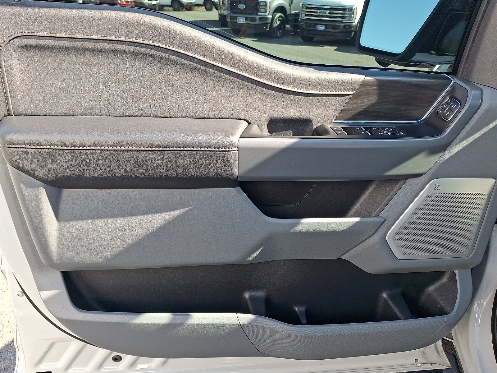 2024 Ford F-150 LARIAT 502A PANO ROOF