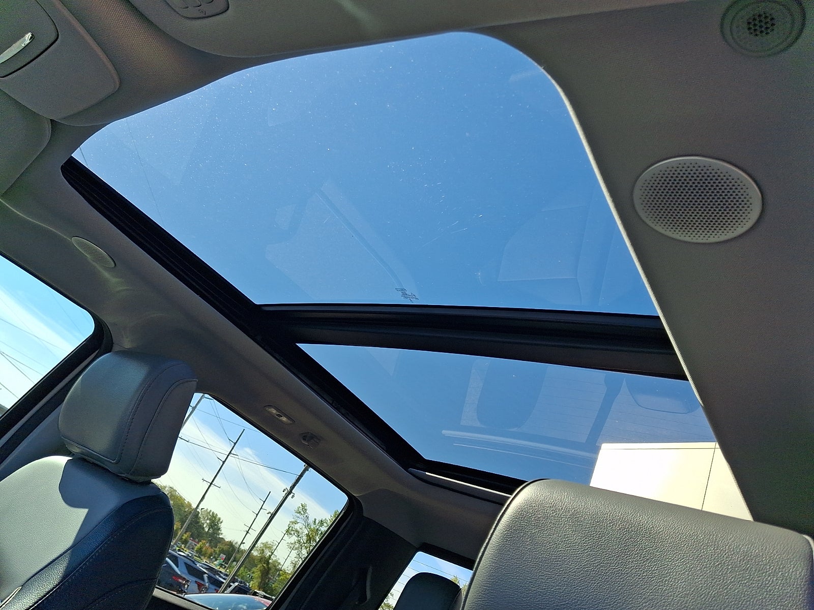 2024 Ford F-150 LARIAT 502A PANO ROOF