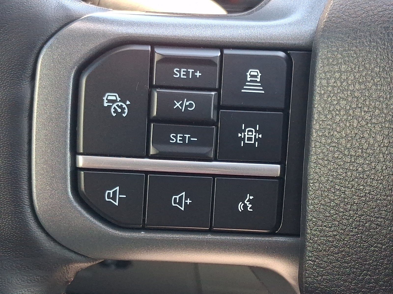 2024 Ford F-150 LARIAT 502A PANO ROOF