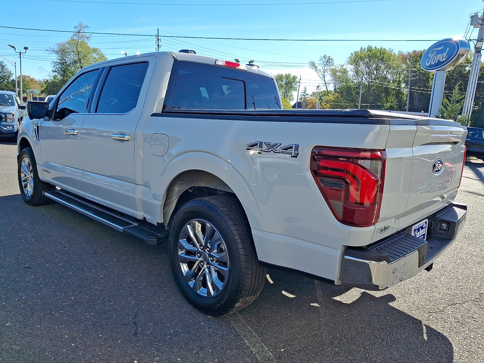 2024 Ford F-150 LARIAT 502A PANO ROOF