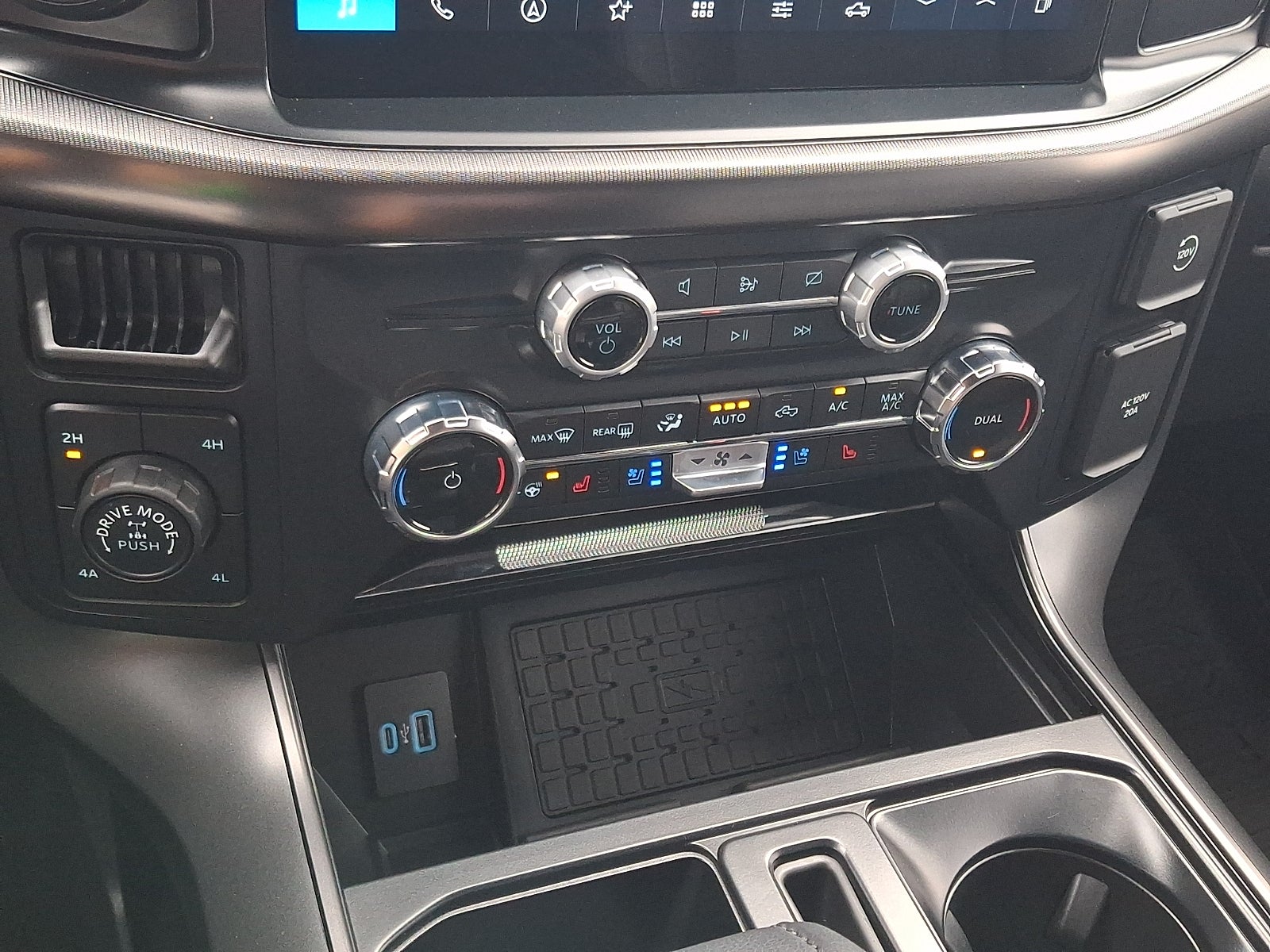 2024 Ford F-150 LARIAT