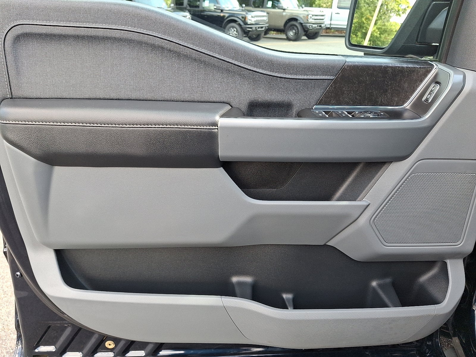 2022 Ford F-150 Lightning XLT