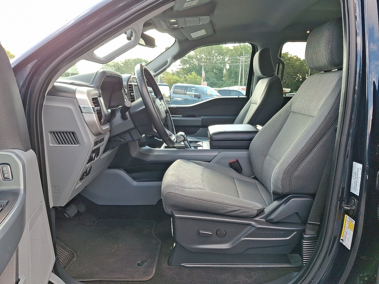 2022 Ford F-150 Lightning XLT