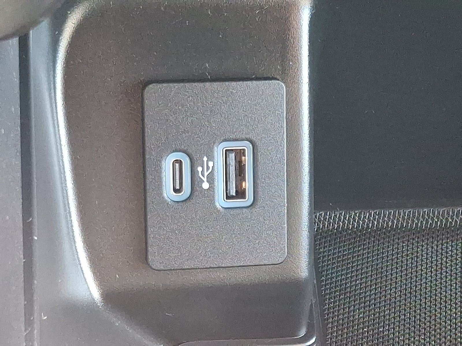 2022 Ford F-150 Lightning XLT