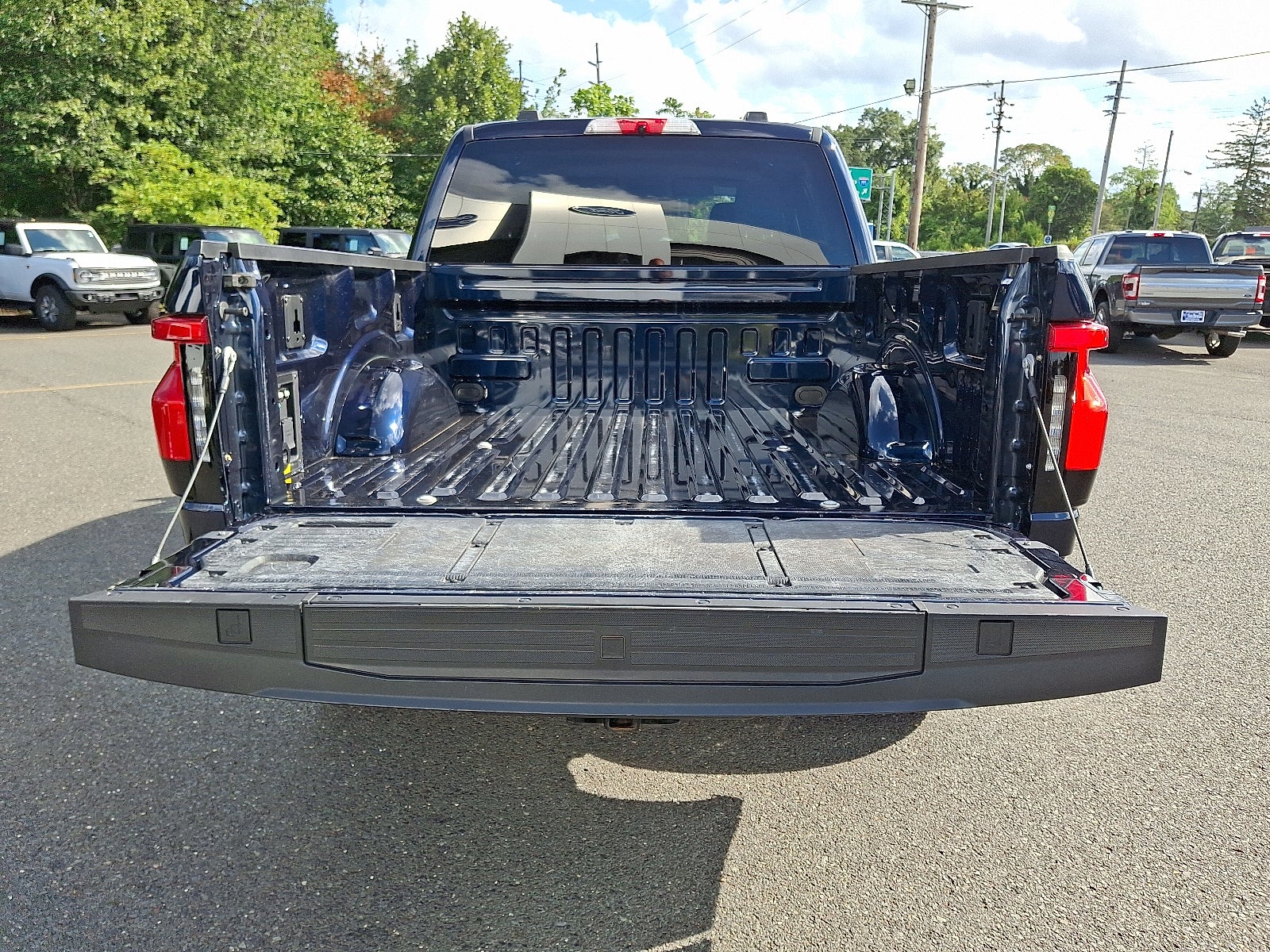 2022 Ford F-150 Lightning XLT