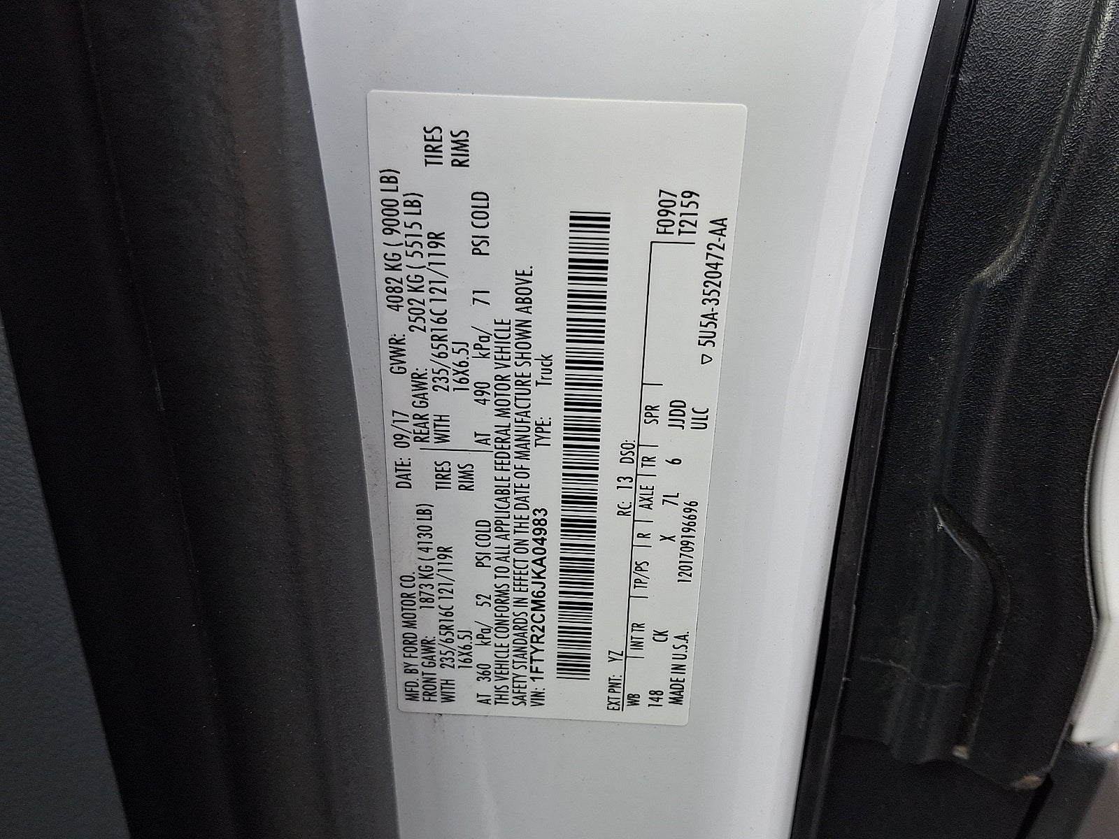 2018 Ford Transit-250 148 WB Medium Roof Cargo