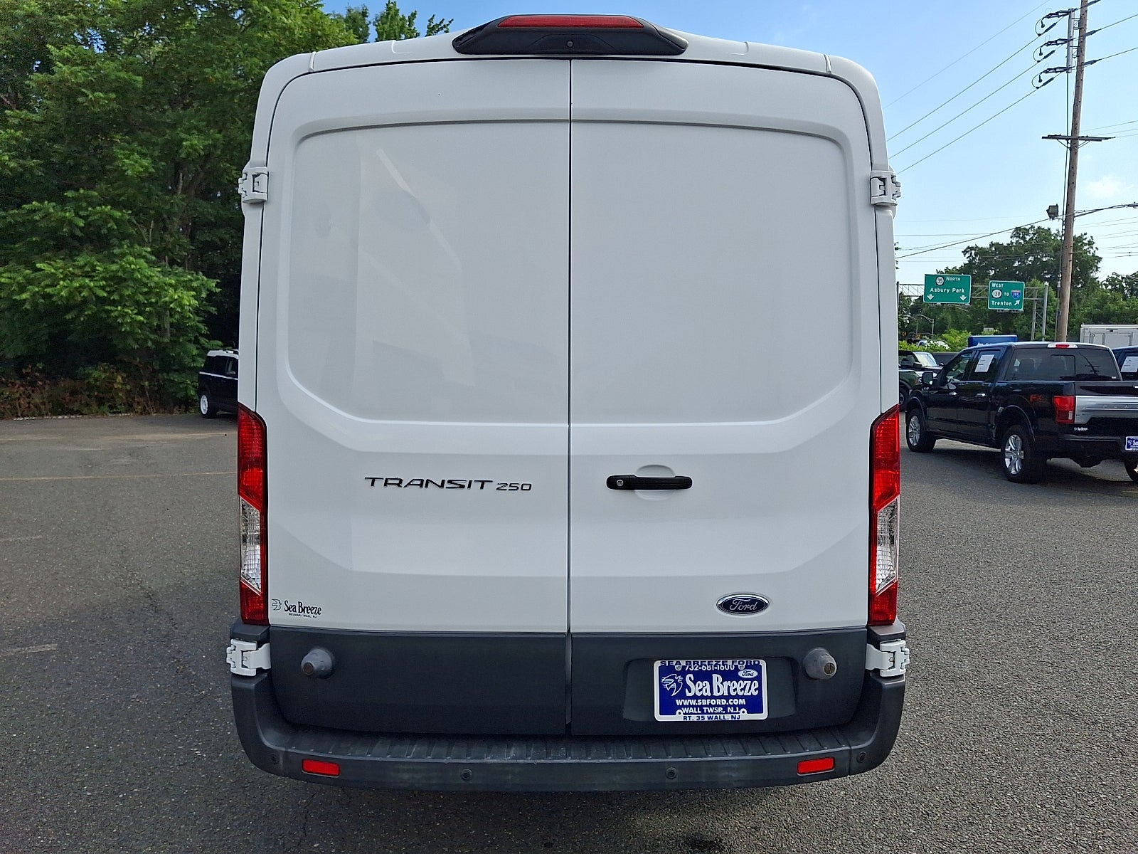 2018 Ford Transit-250 148 WB Medium Roof Cargo