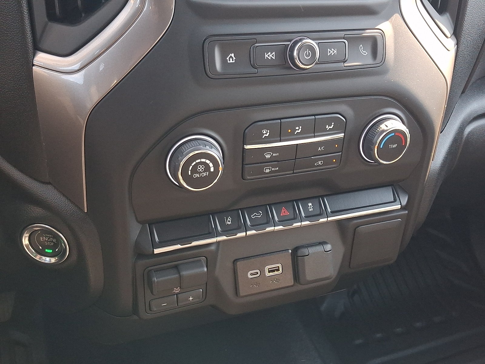 2026 Chevrolet Silverado 2500 HD Double Cab, Standard Bed, WT, 4WD