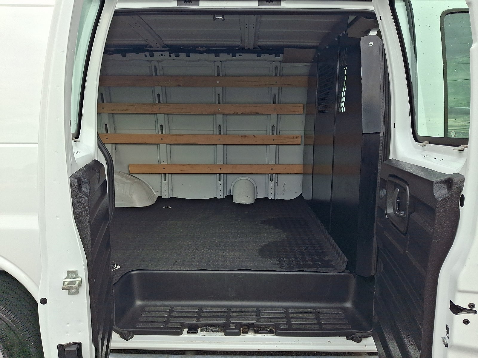 2025 Chevrolet Express Cargo RWD 2500 Regular Wheelbase WT