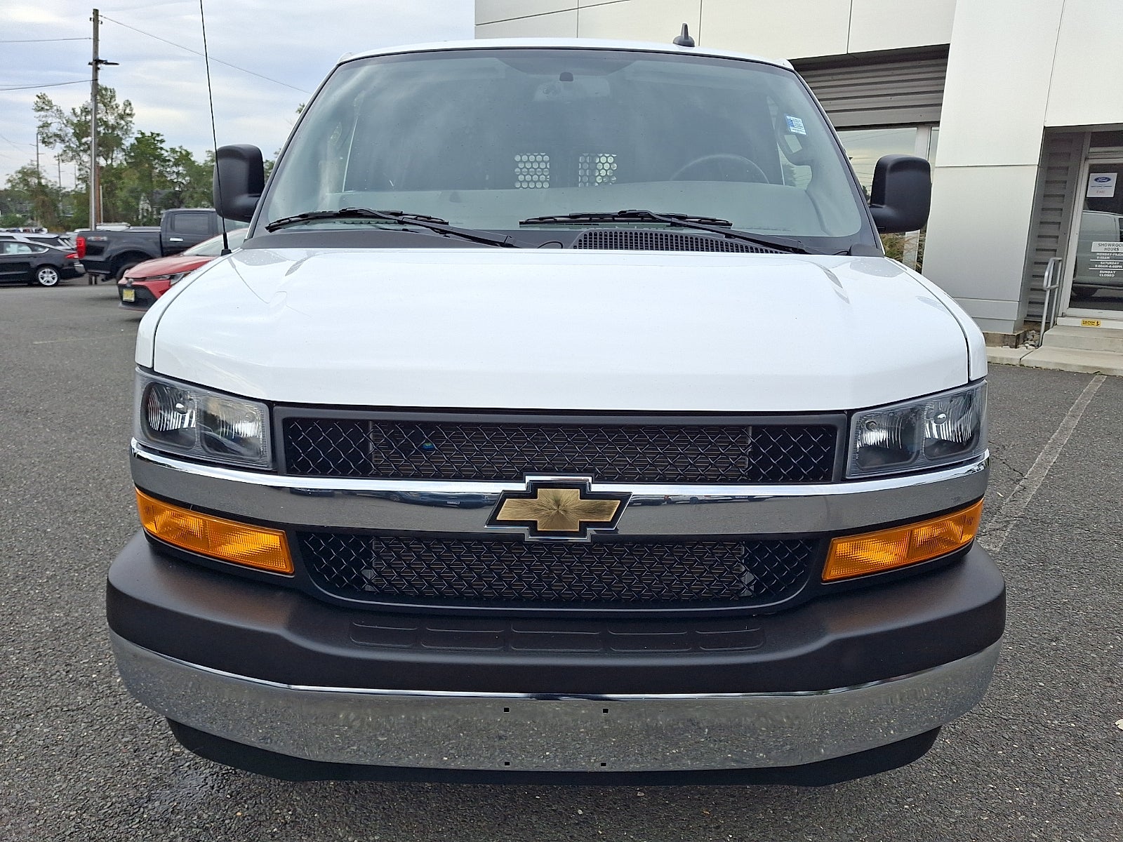 2025 Chevrolet Express Cargo RWD 2500 Regular Wheelbase WT