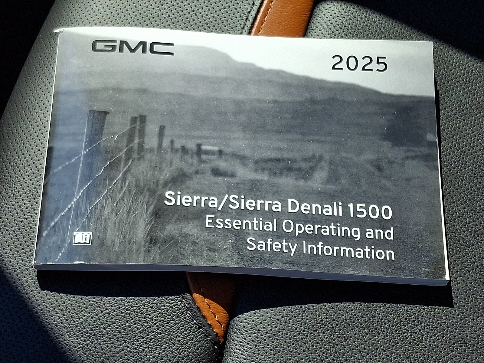 2025 GMC Sierra 1500 4WD Crew Cab Short Box AT4 DIESEL