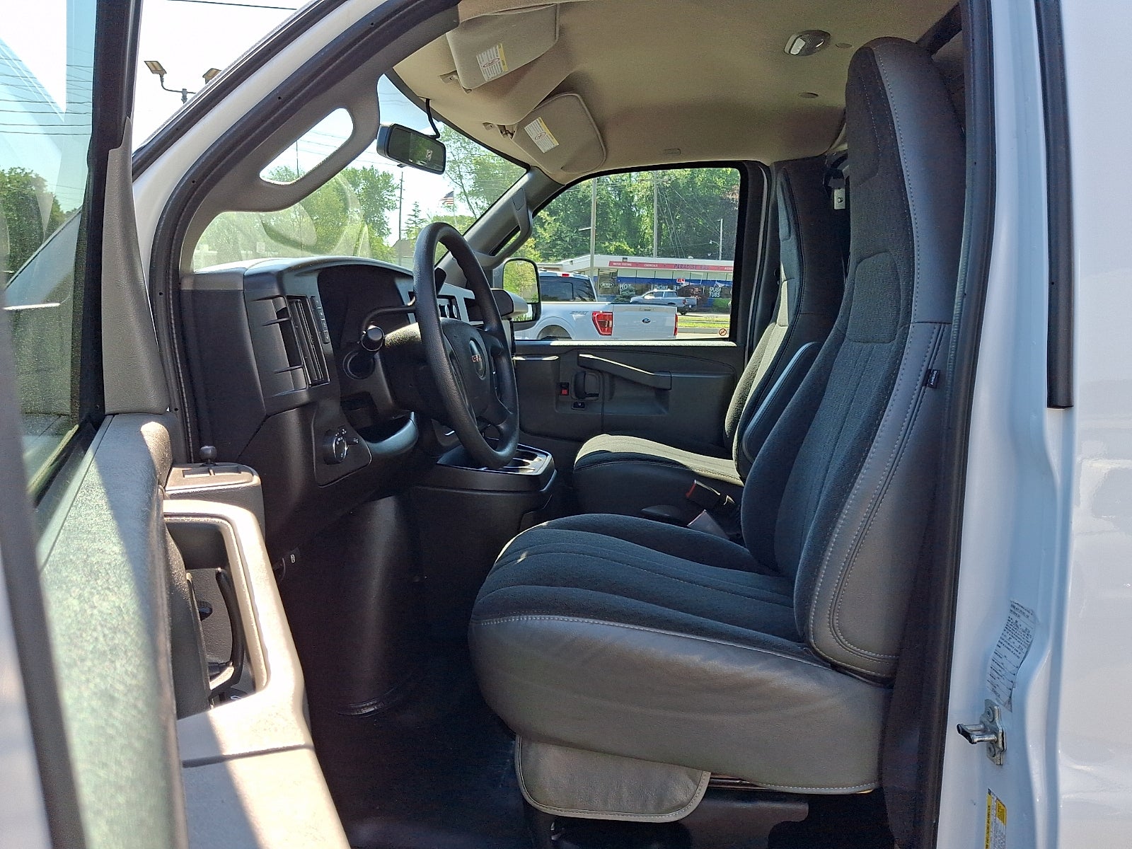 2024 GMC Savana Cargo RWD 2500 Regular Wheelbase Work Van
