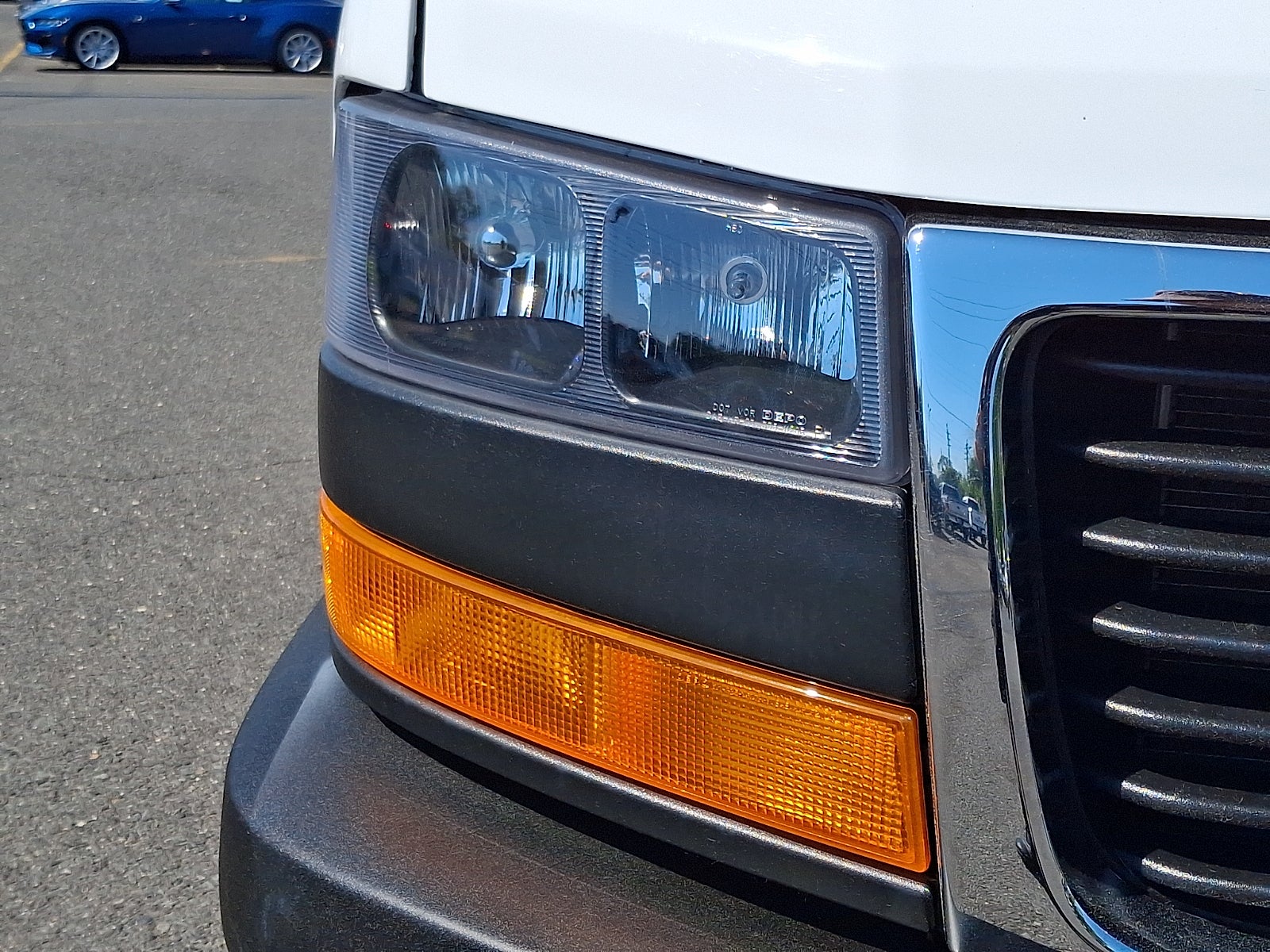 2024 GMC Savana Cargo RWD 2500 Regular Wheelbase Work Van