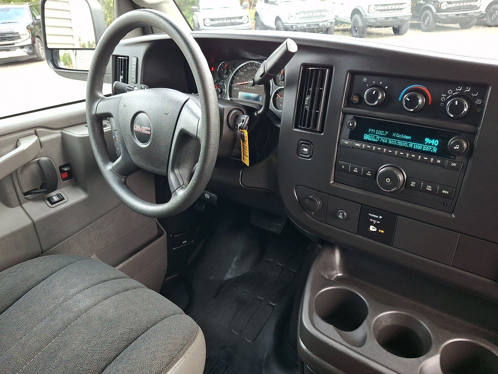 2025 GMC Savana Cargo RWD 2500 Regular Wheelbase Work Van