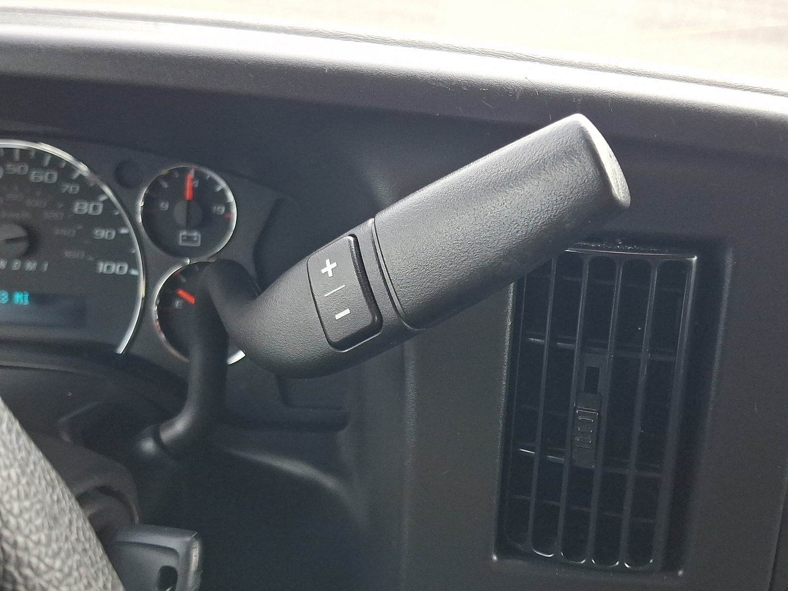 2025 GMC Savana Cargo RWD 2500 Regular Wheelbase Work Van