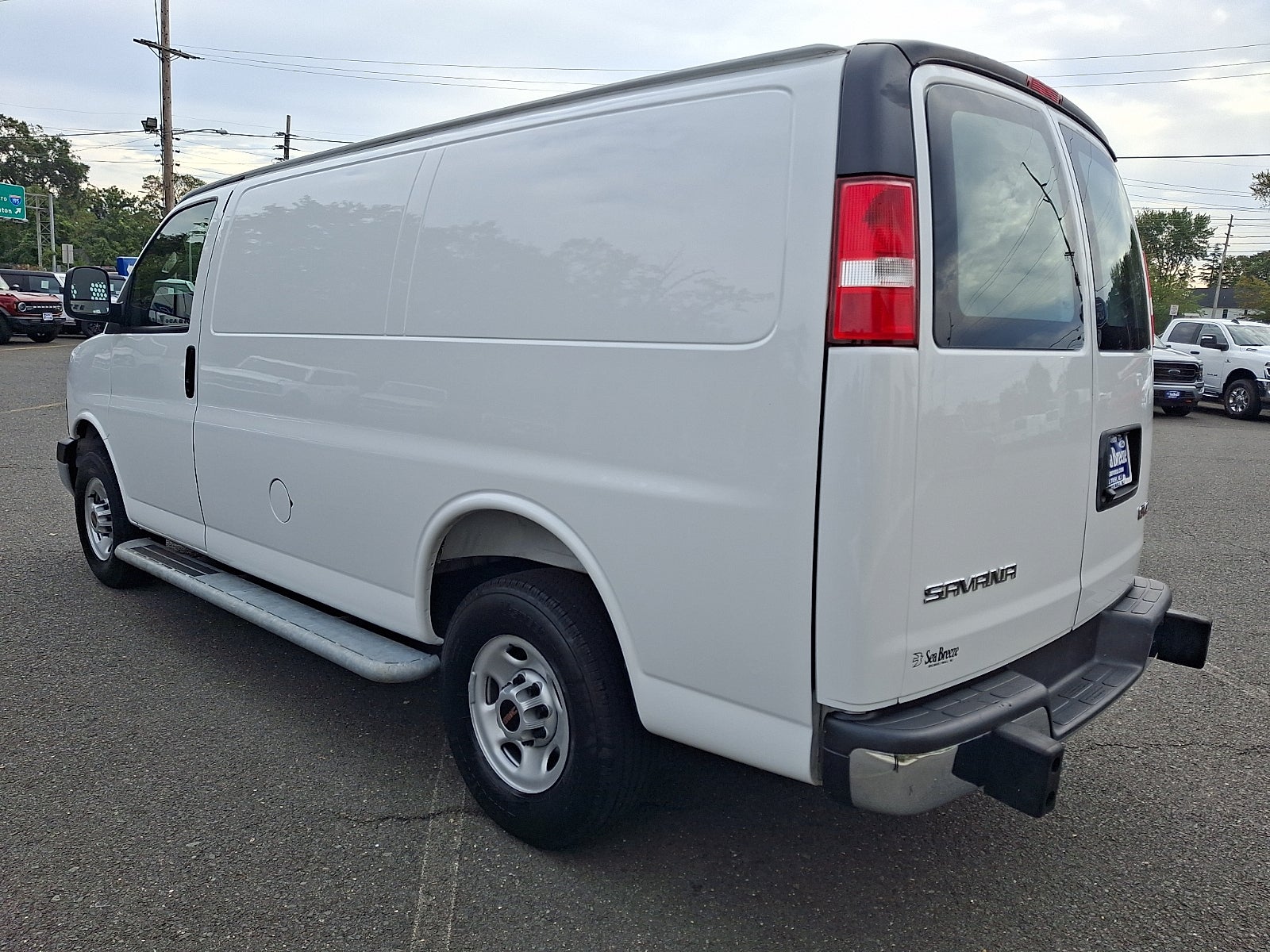 2025 GMC Savana Cargo RWD 2500 Regular Wheelbase Work Van