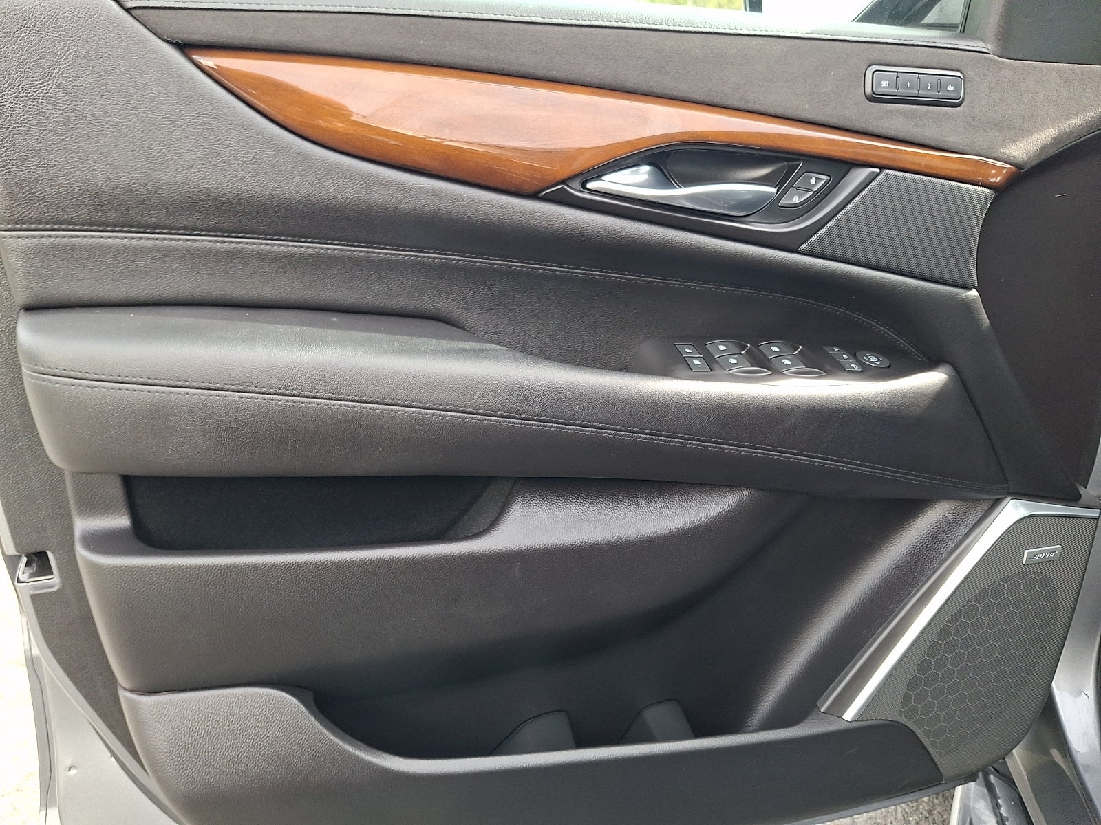 2020 Cadillac Escalade 4WD Luxury