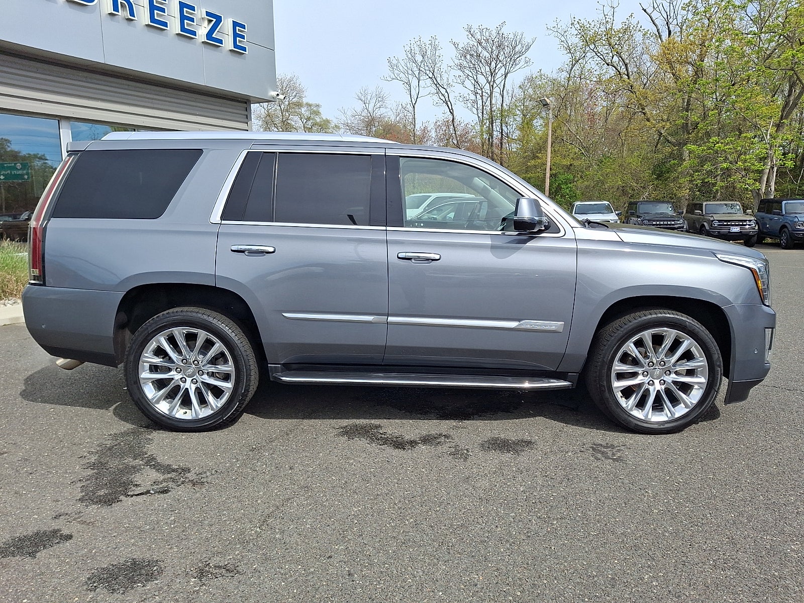 2020 Cadillac Escalade 4WD Luxury