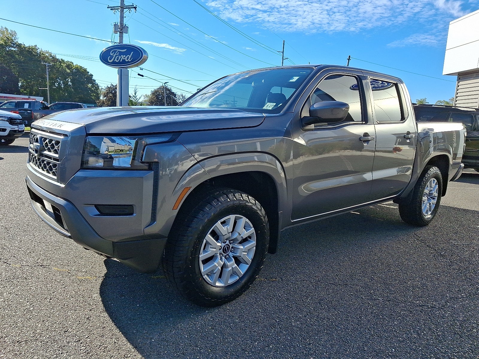 2022 Nissan Frontier Crew Cab SV 4x4
