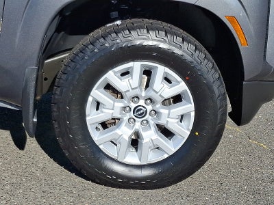 2022 Nissan Frontier Crew Cab SV 4x4