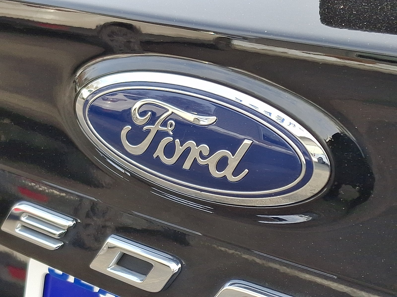 2022 Ford Edge ST