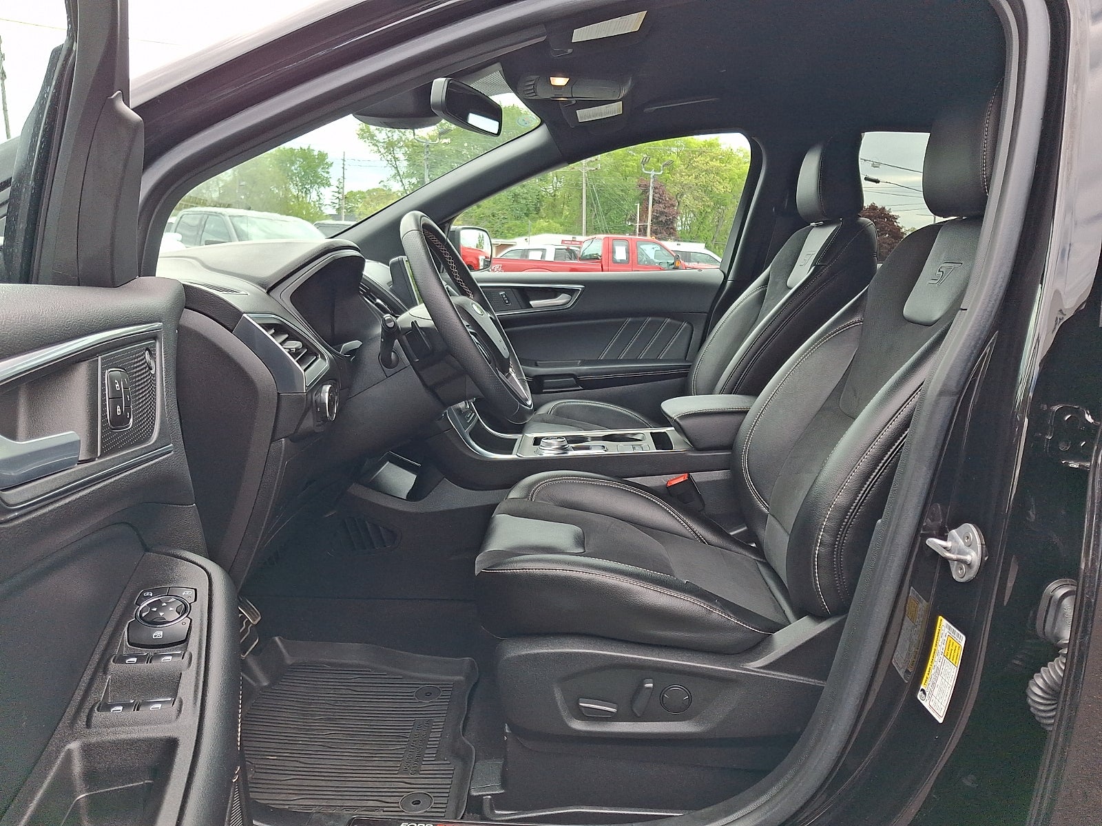 2023 Ford Edge ST