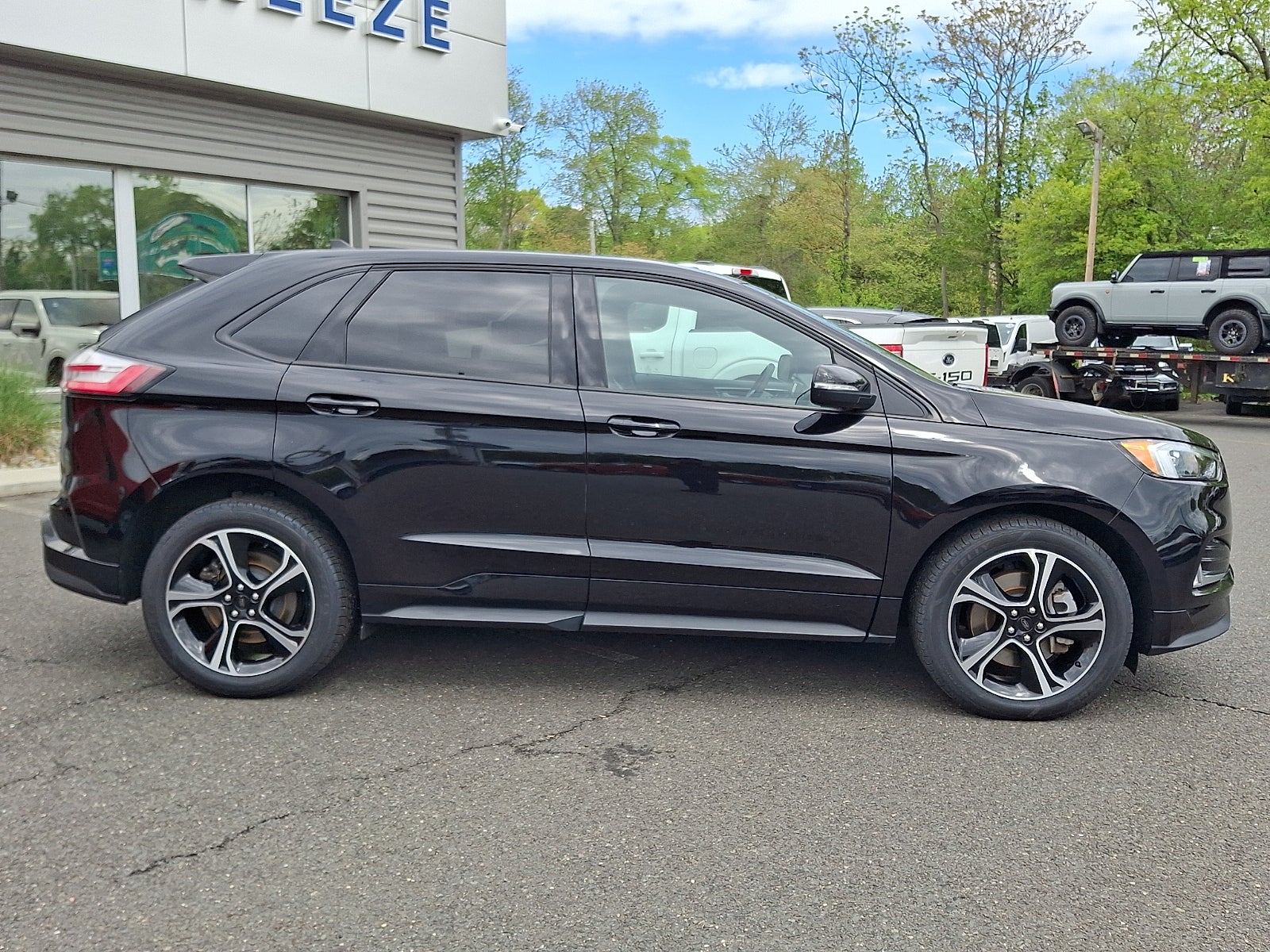 2023 Ford Edge ST