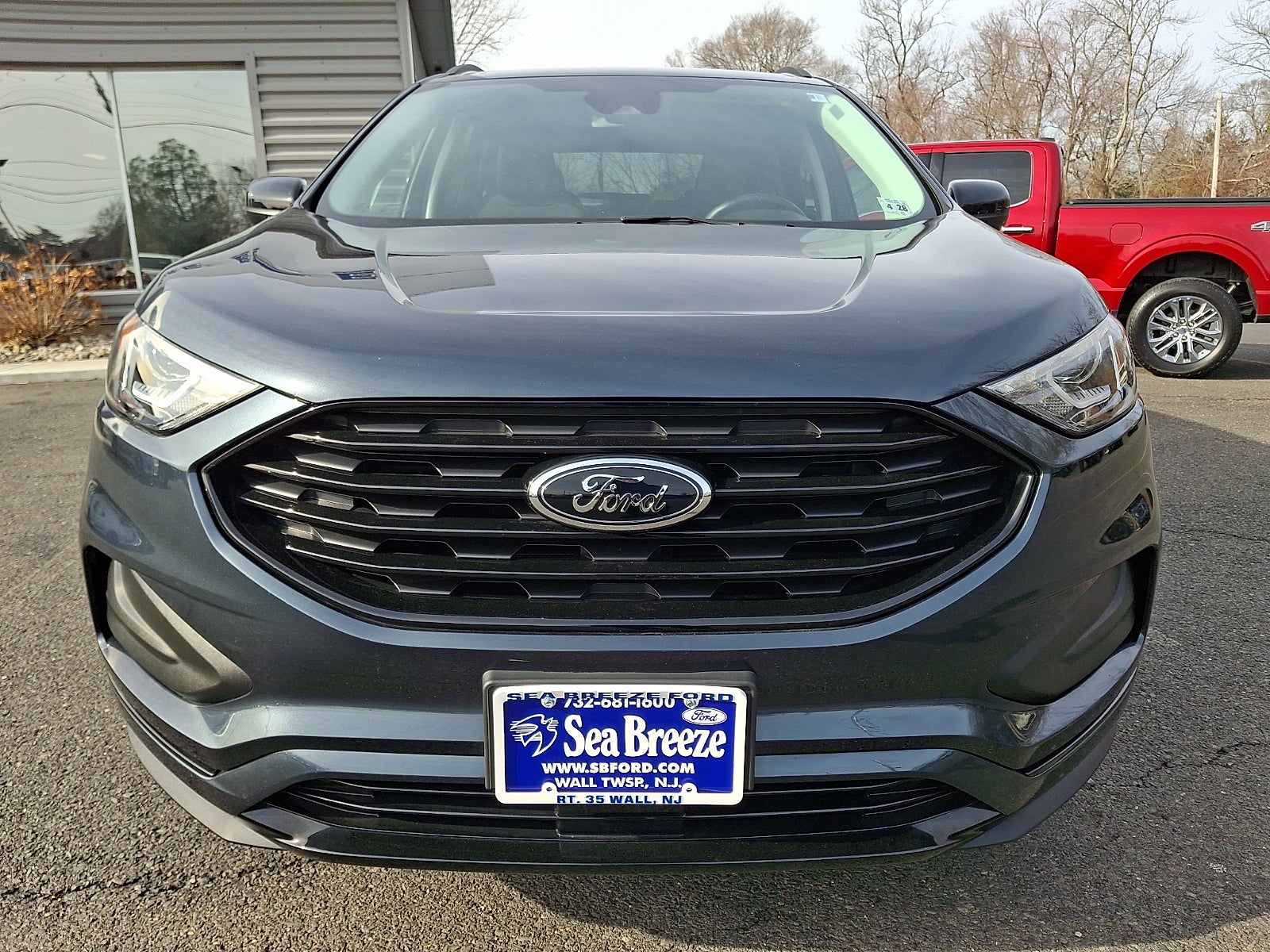 2022 Ford Edge SE
