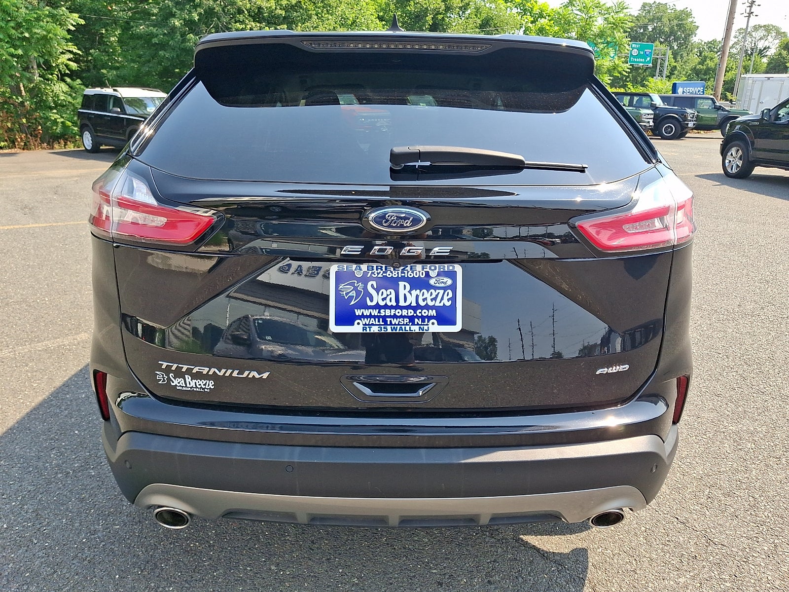 2024 Ford Edge Titanium
