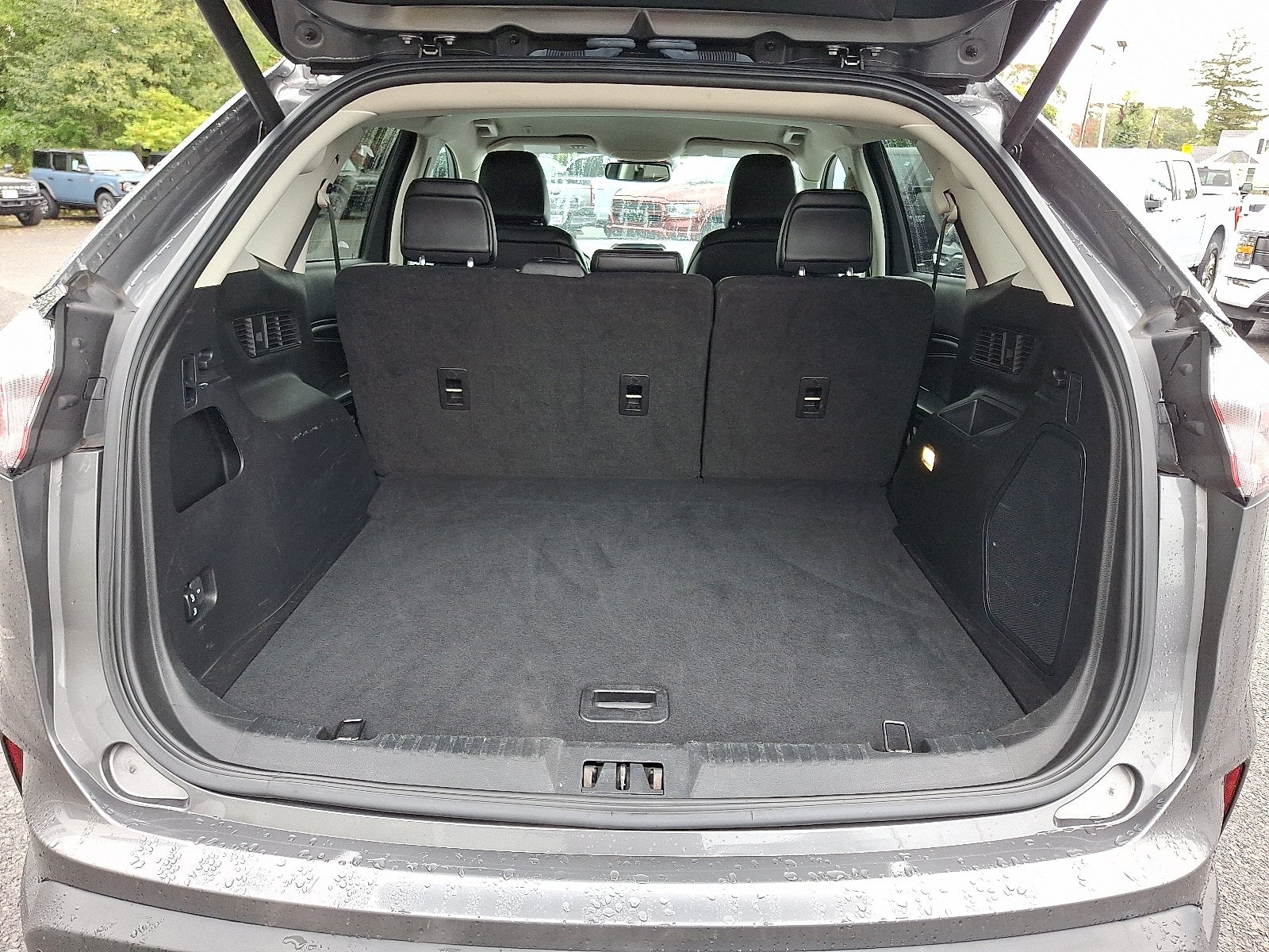 2023 Ford Edge Titanium