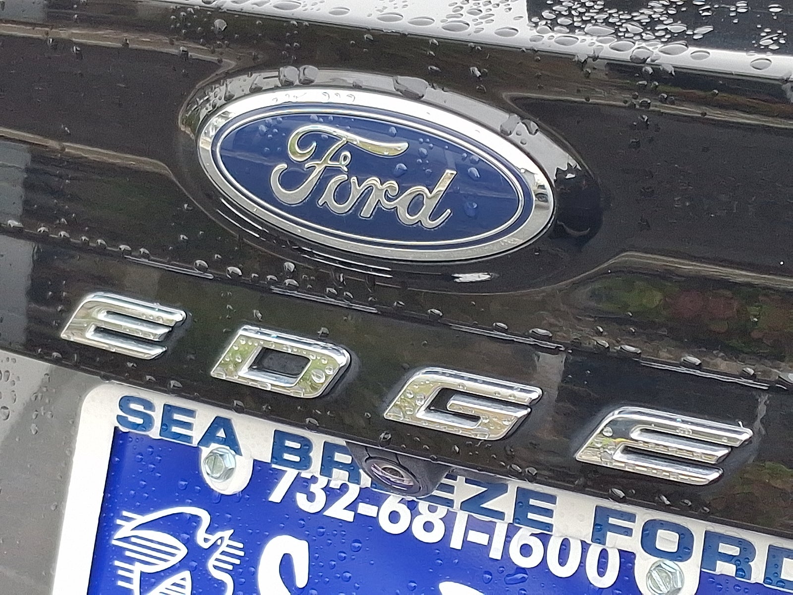 2023 Ford Edge Titanium