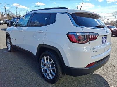 2022 Jeep Compass Latitude Lux 4x4