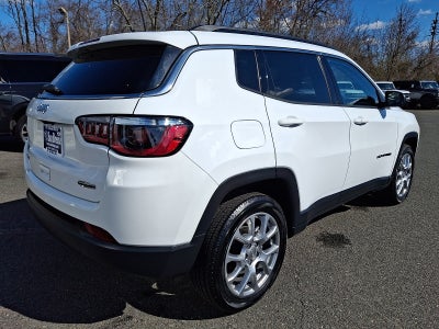 2022 Jeep Compass Latitude Lux 4x4