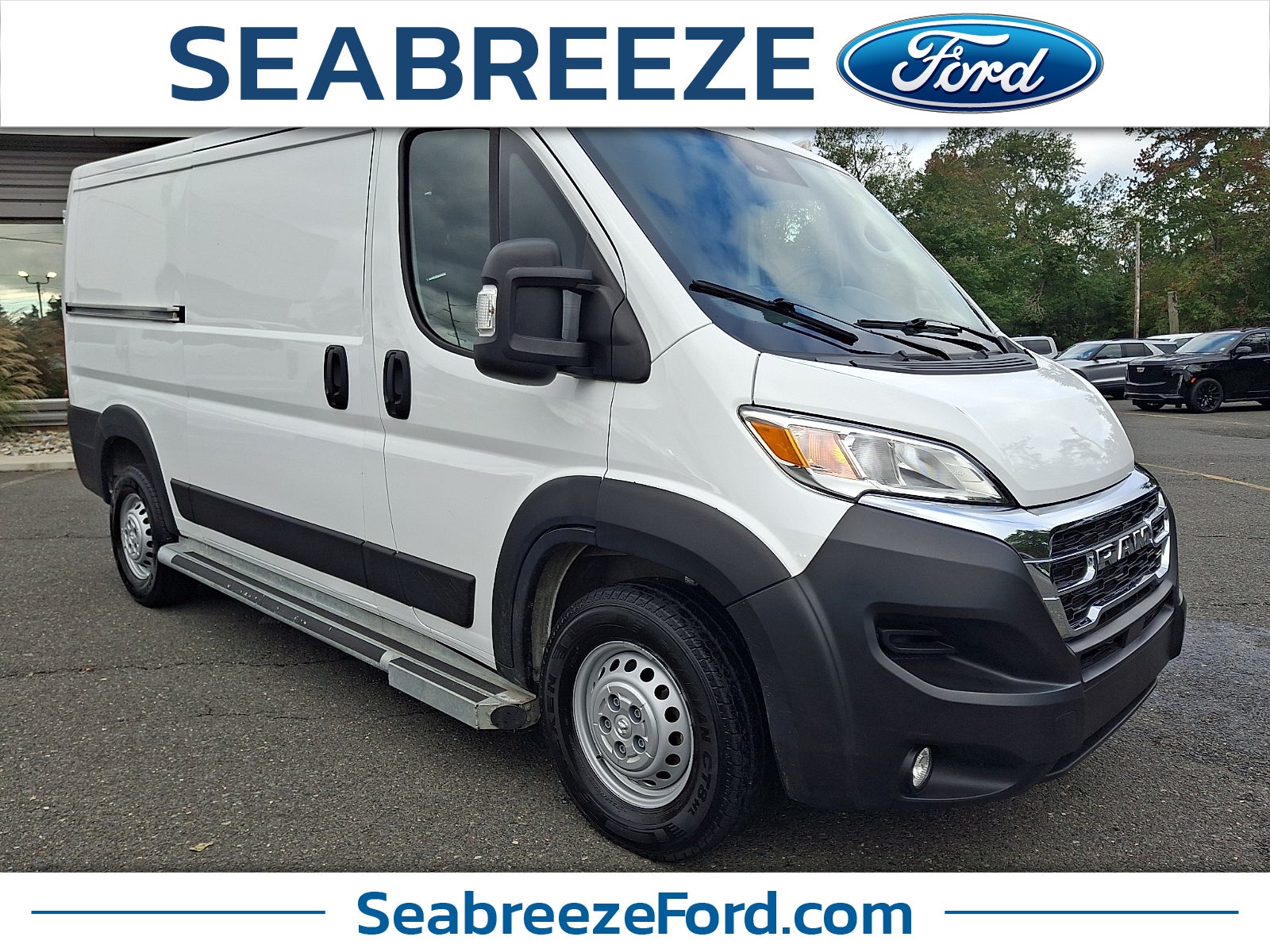 2025 RAM ProMaster 2500 Cargo Van Tradesman Low Roof 136" WB w/Pass Seat