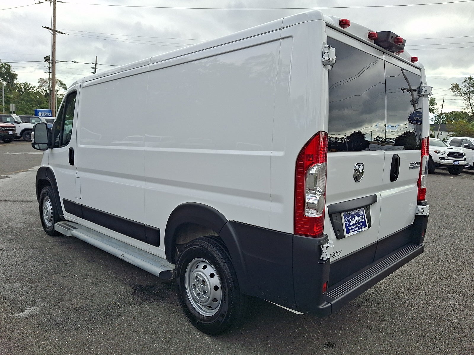 2025 RAM ProMaster 2500 Cargo Van Tradesman Low Roof 136" WB w/Pass Seat