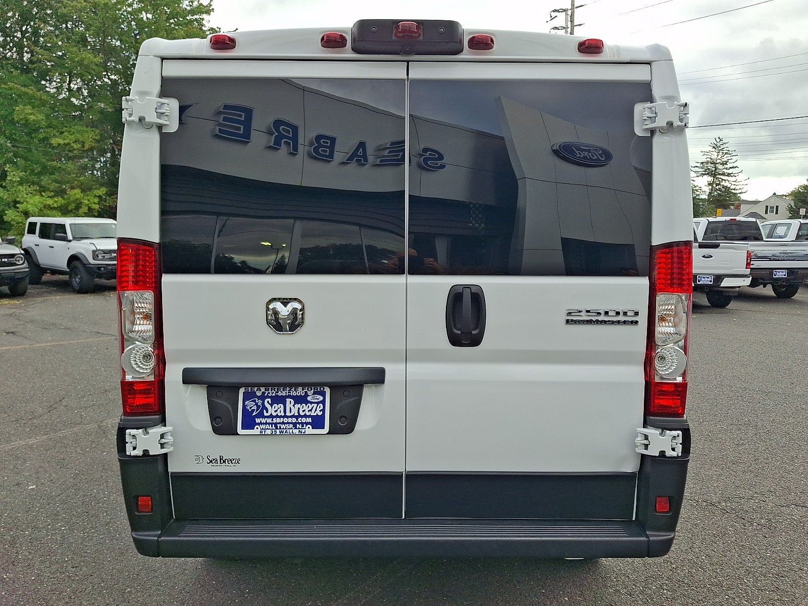 2025 RAM ProMaster 2500 Cargo Van Tradesman Low Roof 136" WB w/Pass Seat