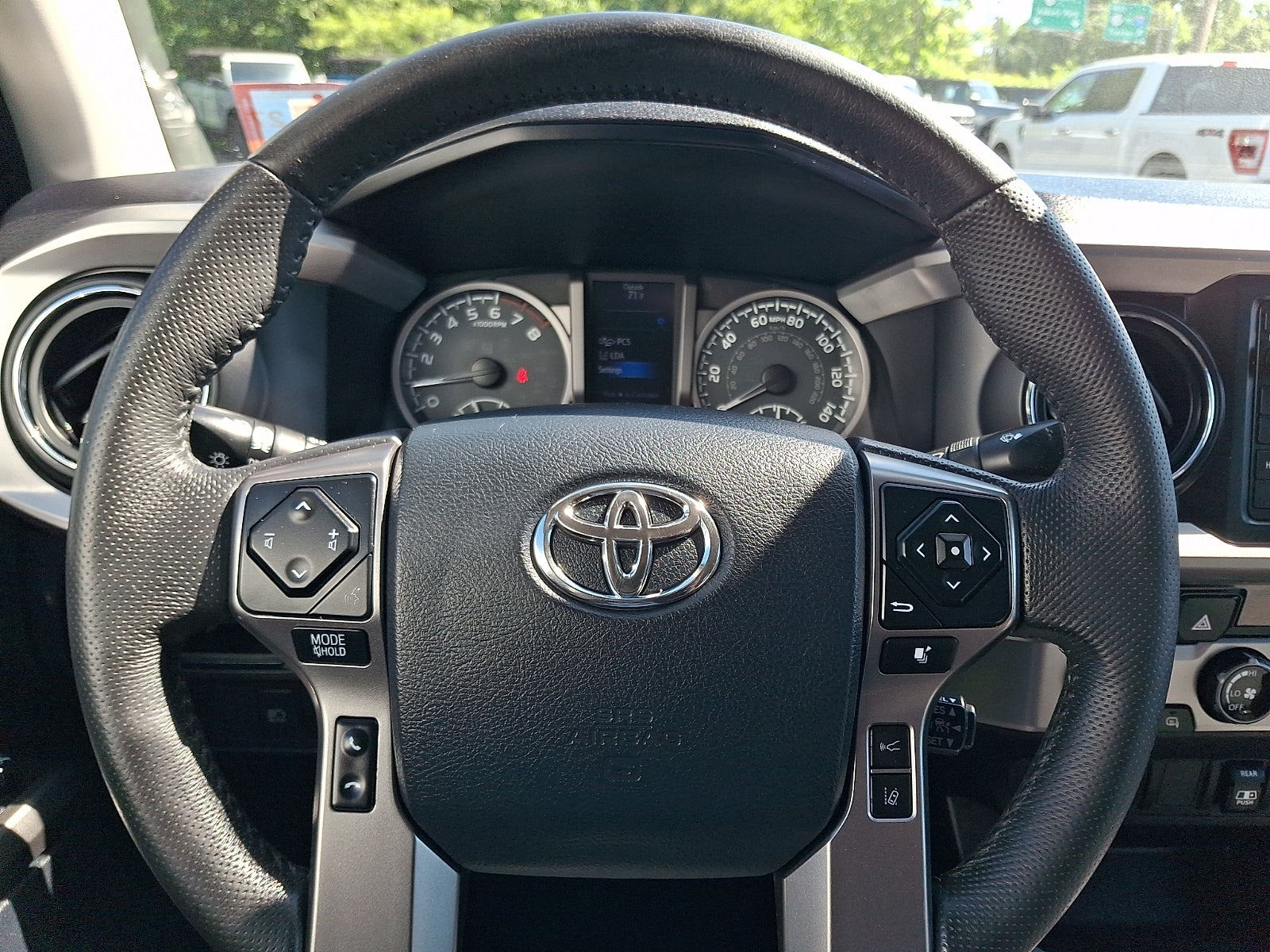 2018 Toyota Tacoma SR5 V6