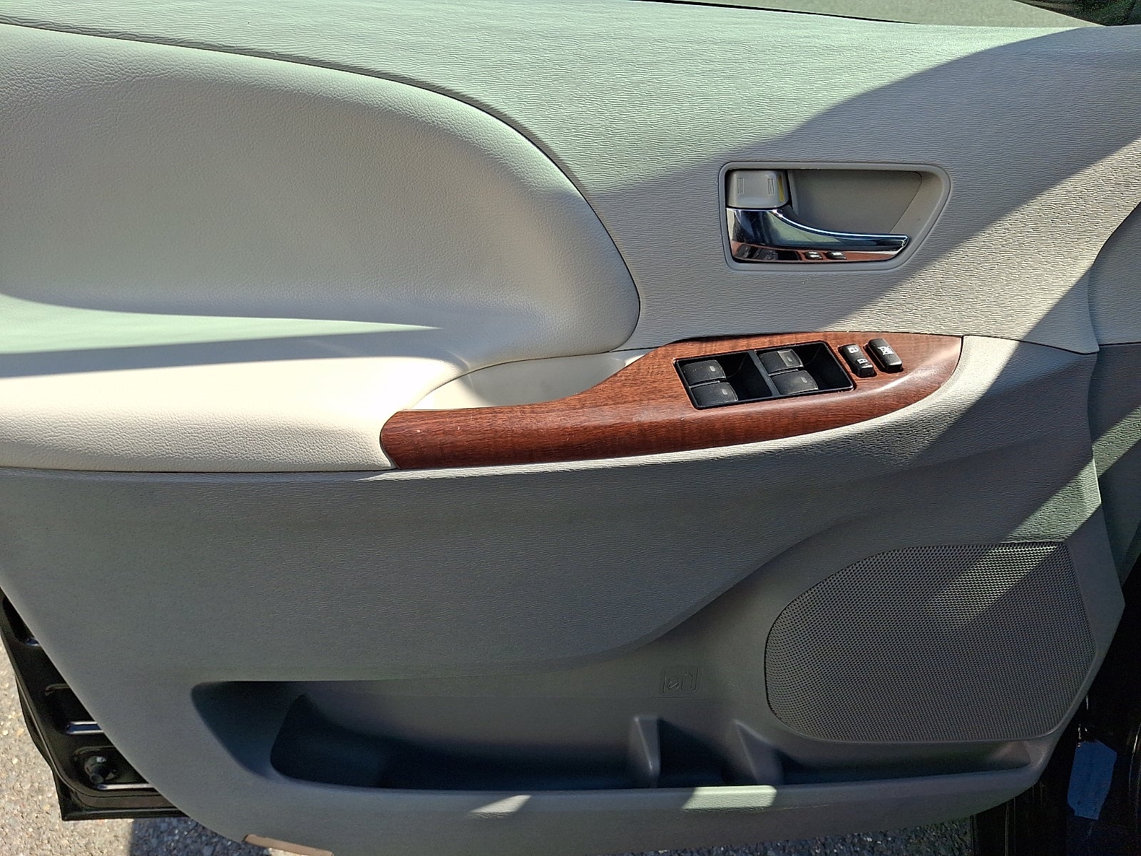 2012 Toyota Sienna XLE V6 7 Passenger Auto Access Seat