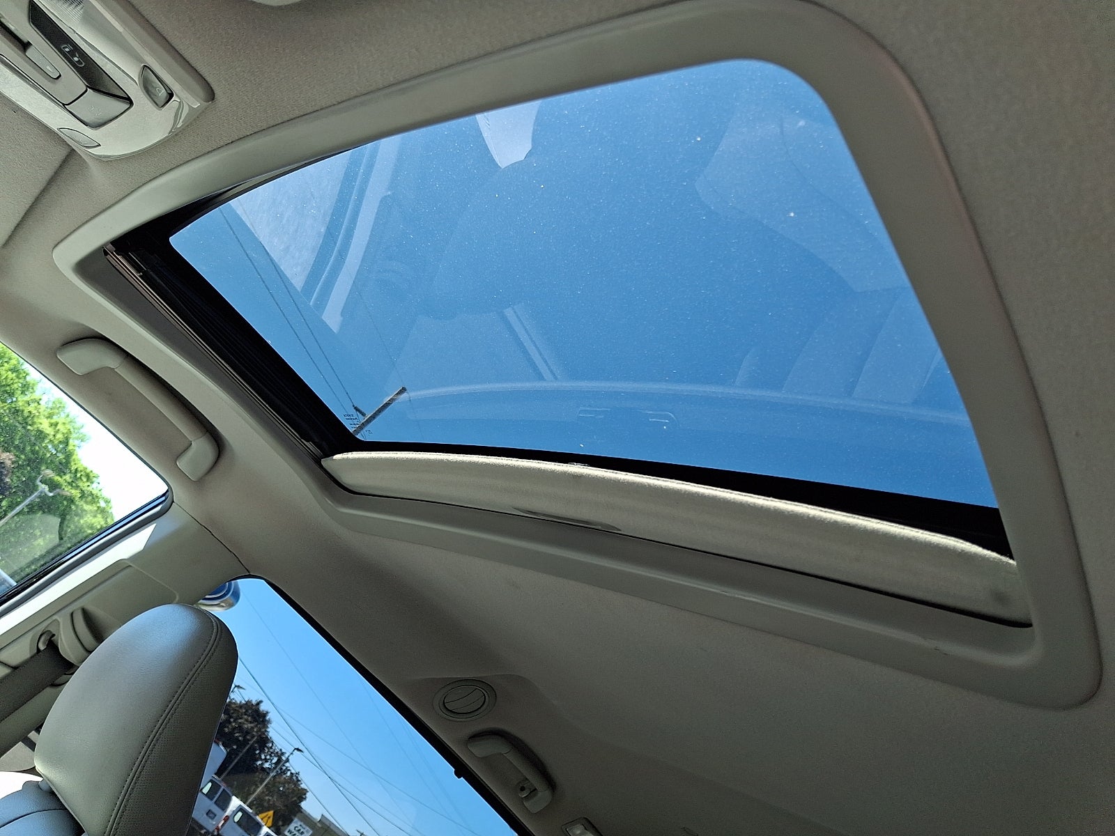 2012 Toyota Sienna XLE V6 7 Passenger Auto Access Seat