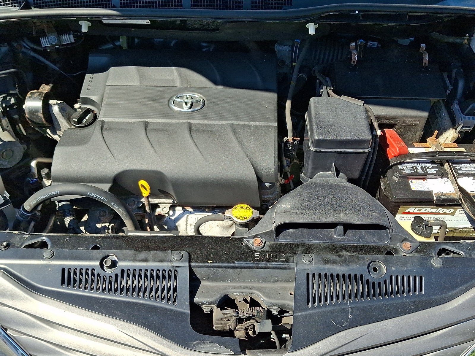 2012 Toyota Sienna XLE V6 7 Passenger Auto Access Seat