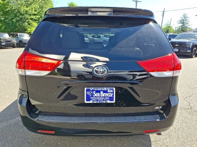 2012 Toyota Sienna XLE V6 7 Passenger Auto Access Seat