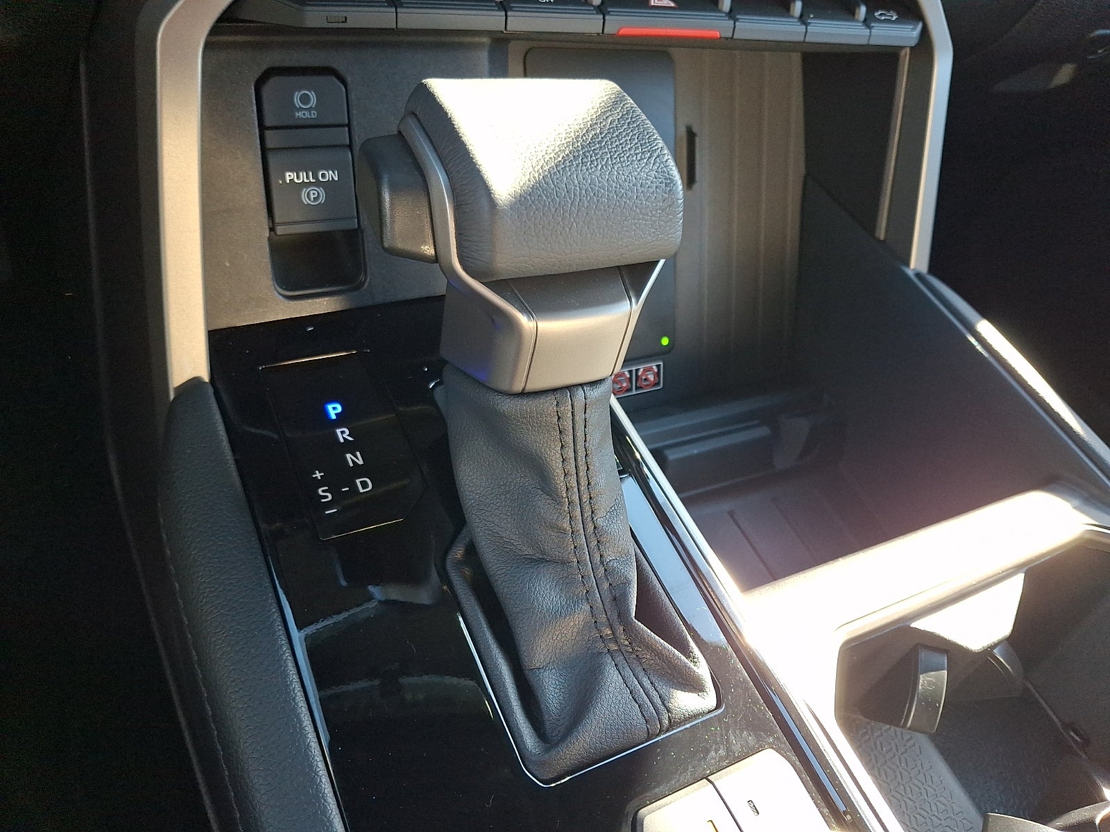 2026 Toyota Tundra Limited CrewMax 6.5' Bed