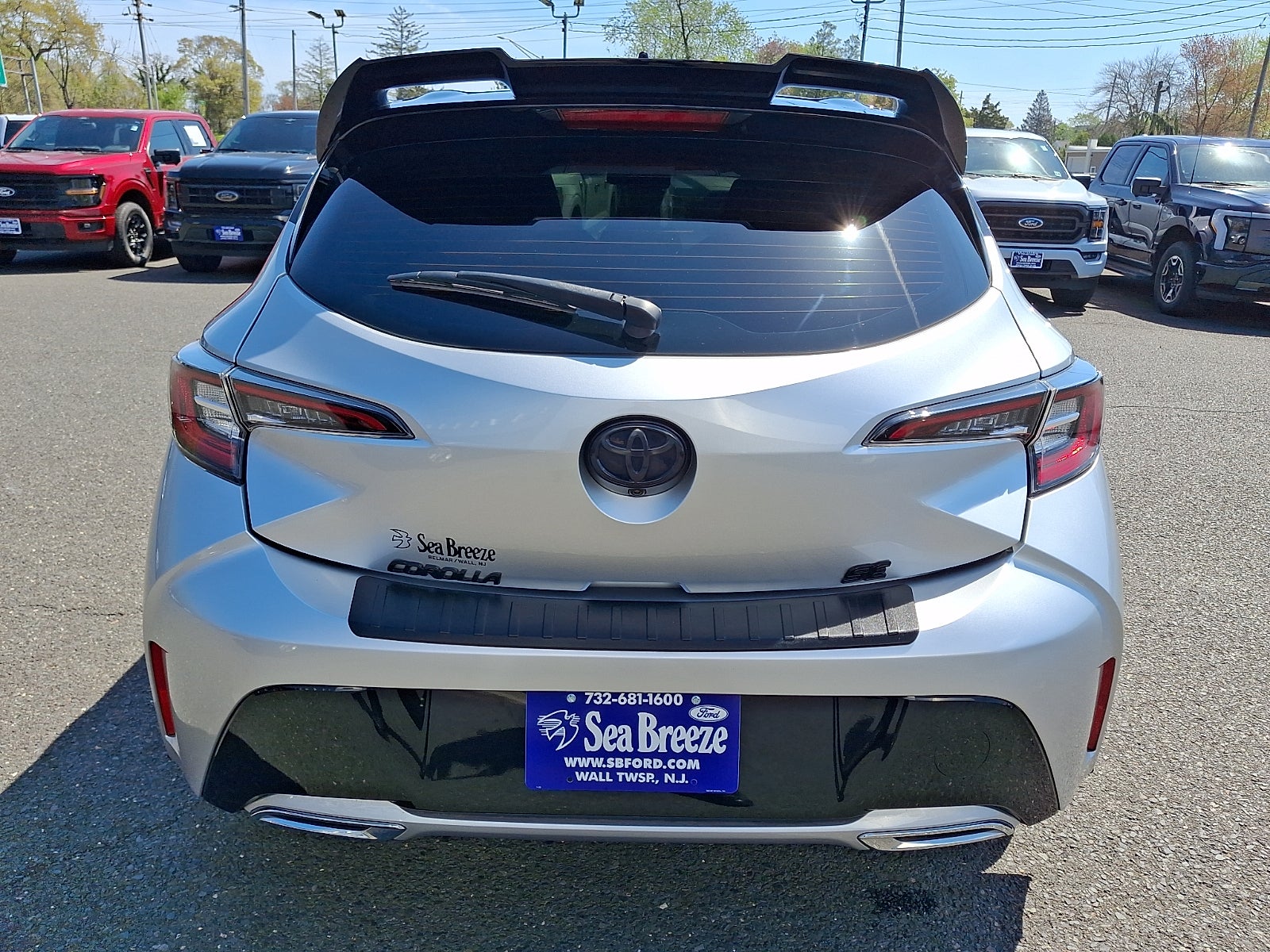 2022 Toyota Corolla Hatchback SE MANUAL
