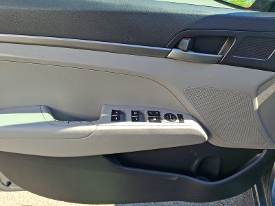2018 Hyundai Elantra SE PERFECT COMMUTER OR FIRST CAR